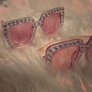 Pink Shades Hollywood vibe